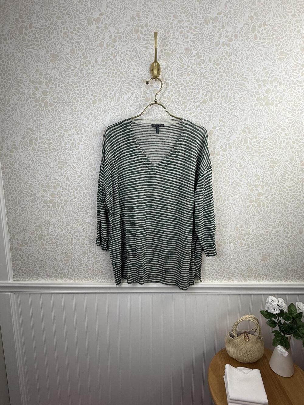 OSKA 100% Cotton Crepe V-Neck Green and Cream Lightweight Pullover - Size - 3